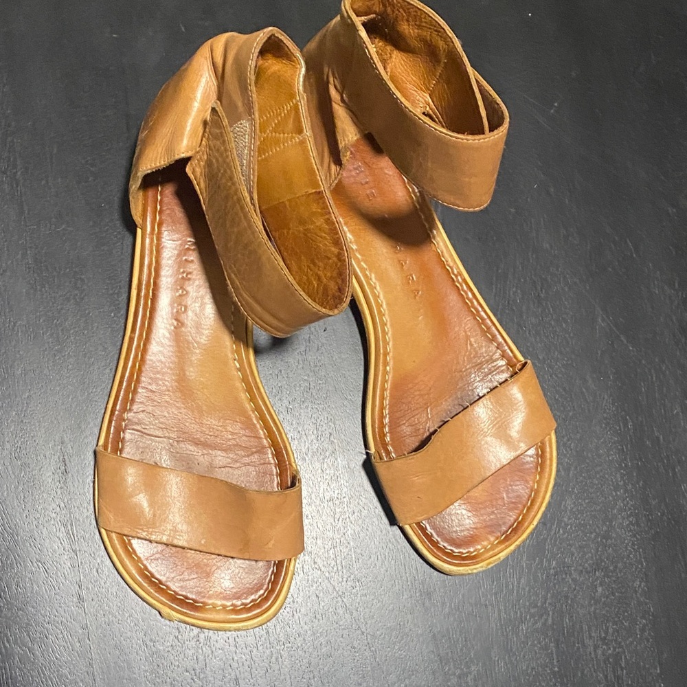Chie Mihara Willow Leather Sandals